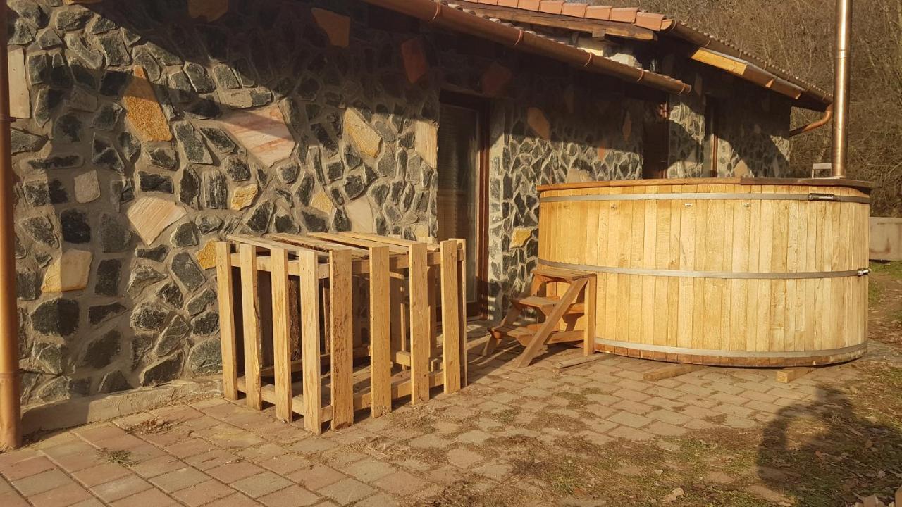 Old Stone Villa Obarok Exteriér fotografie